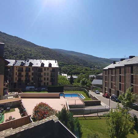 Apartaments Sort Pirineus Εξωτερικό φωτογραφία