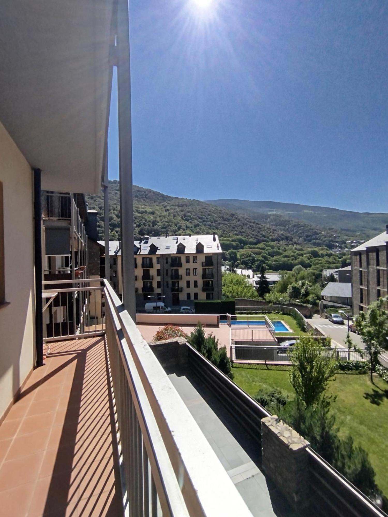 Apartaments Sort Pirineus Εξωτερικό φωτογραφία